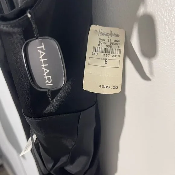 Tahari Vintage Black Low V-Neck Gown Size 6 - Picture 12 of 15